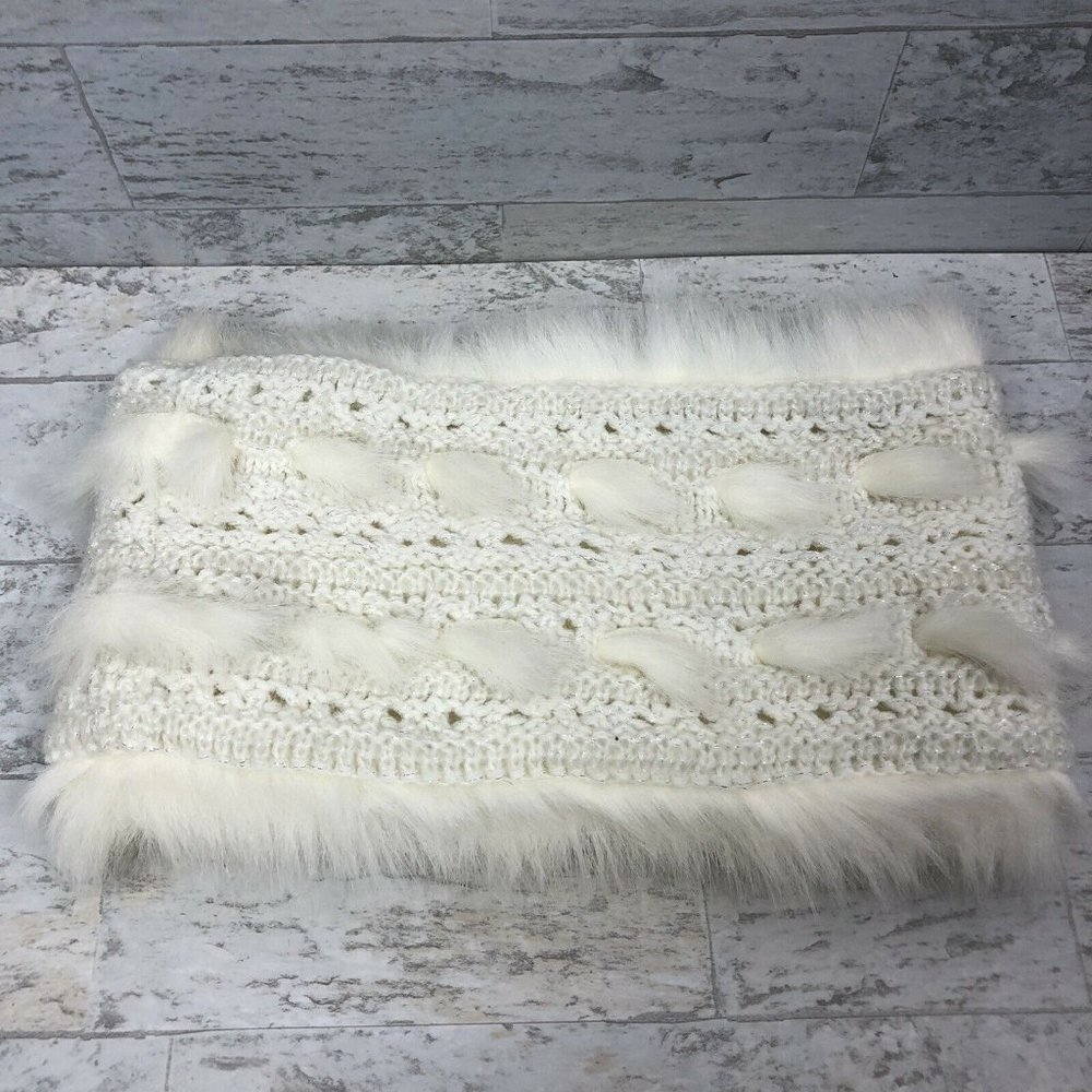 American Eagle Fur Scarf Muffler Ivory Cream